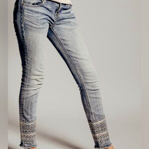 Miss Me Jeans, Women’s Size 25, Mid- Rise, Ankle Skinny